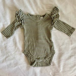 Kate Quinn Ruffle Shoulder Striped Onesie Bodysuit 6-12mos